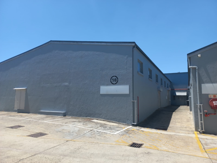 To Let commercial Property for Rent in Maitland Western Cape